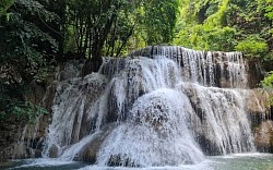 Huai Mae Khamin Waterfall